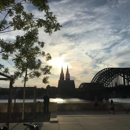 2zimmer In Koln City Nahe